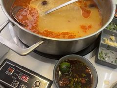 -喃喃椰·糟粕醋·椰子鸡火锅(七堡花园店)
