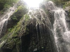 -藏龙百瀑风景区