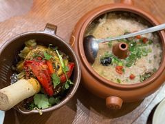 -老滇山寨•云南特色菜•地方菜•民族风情歌舞表演(金碧店)