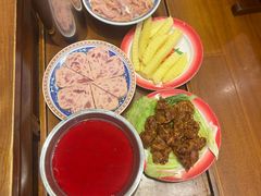 -沸炉重庆老火锅(军事博物馆店)