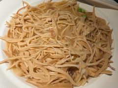 -吴越荣记苏州菜·松鼠桂鱼100%活鱼现做(斜塘老街店)