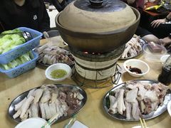 -威邵鸡煲(西华路总店)