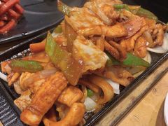 辣炒铁板鱿鱼-唯成•韩国炭火烤肉 유성고기