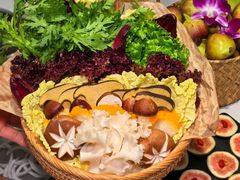 -烹然四季椰子鸡火锅(姚家园万象汇店)