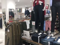 -优衣库(南京建邺万达广场店)