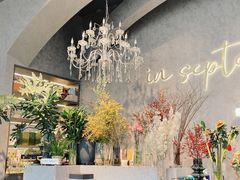 -九月里.自由花园餐厅