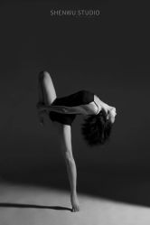 -深舞形体民族舞蹈工作室