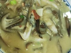 -邱二餐馆