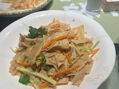 -梁家大院•农家菜(昆山会展中心店)