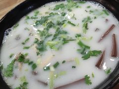 -鸭小妹鸭血粉丝(老门东店)