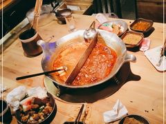 -湊湊火锅·茶憩(杭州湖滨银泰in77店)