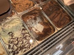 -VENCHI 闻绮(上海佛罗伦萨小镇店)