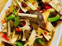 -二0二李记南瓜田鸡老字号(宜宾一店)