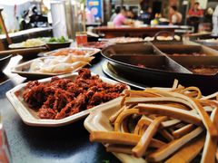 坨坨牛肉-化龙桥九宫格火锅(清水河店)