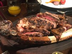 -恰餐厅及酒吧 CHAR Bar & Grill (北京丽都皇冠假日店)