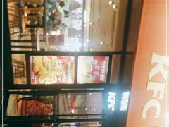 -肯德基(西影路店)