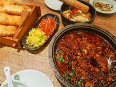 -金牌老碗时尚陕菜(王府井百货店)
