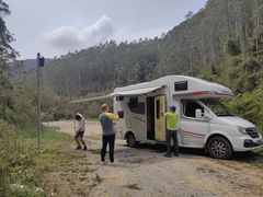 -十万大山布透温泉
