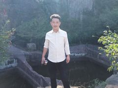 -伍山石窟