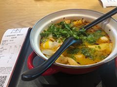 -小蛮椒麻辣烫·麻辣拌(青浦宝龙店)