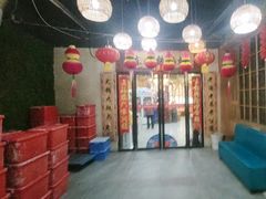 -袁小二大东北铁锅炖(吉祥村总部)