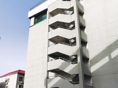 -裕彤国际体育中心
