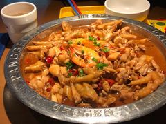 牛蛙煲-胖哥俩肉蟹煲(来福士店)