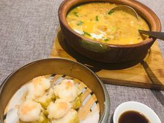 -香港百合居(LCM置汇旭辉广场店)