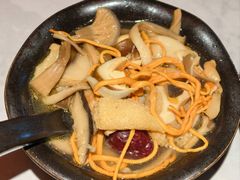 -芸山季·云南山珍菌火锅(人民广场来福士店)