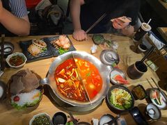 台式麻辣锅-湊湊火锅·茶憩(杭州湖滨银泰in77店)