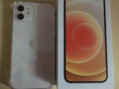 -Apple零售店(华贸购物中心店)