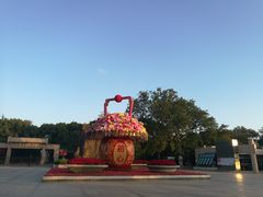 -上海市龙华烈士陵园