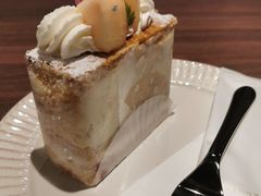 白桃拿破仑酥-KNOTKNOT珞珞·日式甜品(K11店)