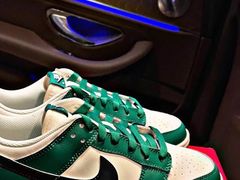 -NIKE KICKS LOUNGE体验店(北京新中关店)