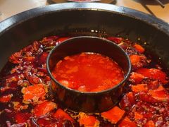 -爱你您·自家鱼塘·活水喷泉鱼火锅(八里店)