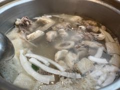 -喃喃椰·糟粕醋·椰子鸡火锅(七堡花园店)