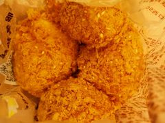 蟹黄肉松小贝-鲍师傅糕点(国金街店)