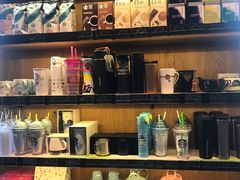 -星巴克臻选(莘庄仲盛店)