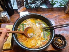 -银米·云南传统过桥米线(双廊黑金冠店)