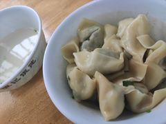 荠菜大馄饨-乐惠馄饨店(吴趋坊店)