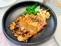 苹果白兰地酱汁烤猪排-娜娜家•Nana's restaurant (南开大悦城店)