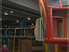 -布鲁豪斯亲子欢乐家庭餐厅