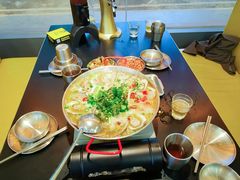 -蚝美人·生蚝海鲜烧烤(茶花园店)