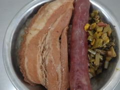 -梁阿婆廿年老牌扣肉糯米饭