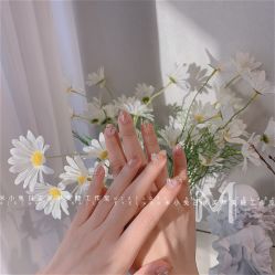 -米小兔美甲美睫