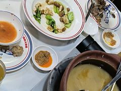 -明本湛江鸡•海鲜小厨(陈家祠店)