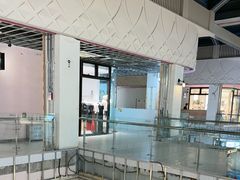 -斯普瑞斯奥特莱斯