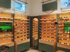 -MUJOSH木九十眼镜(月星环球港B1店)