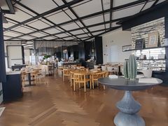 -瑰丽酒店·海吧·天际下午茶·现场DJ·天台酒吧