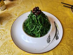 炝拌草原沙葱-德乐海蒙餐